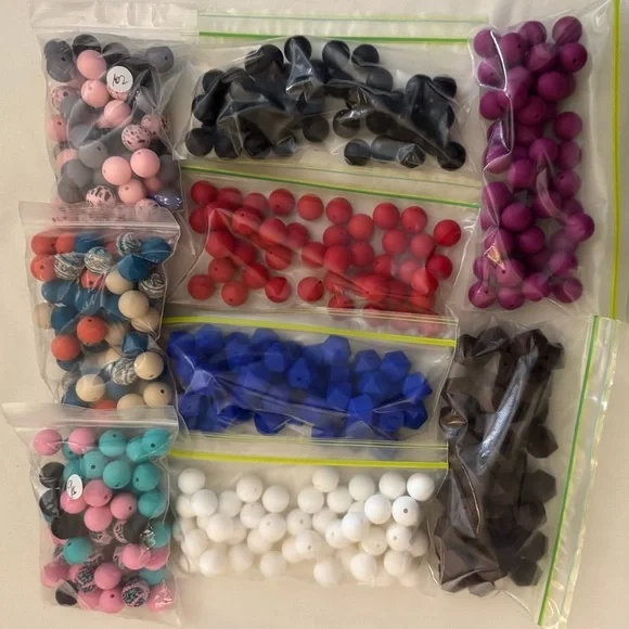 CRAFTING - Large Colorful Round and Hexagon Silicone Beads - 2LB+ - Picture 1 of 1